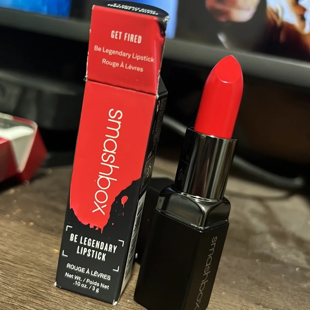 🌛💘Rare! Smashbox Get Fired Lipstick